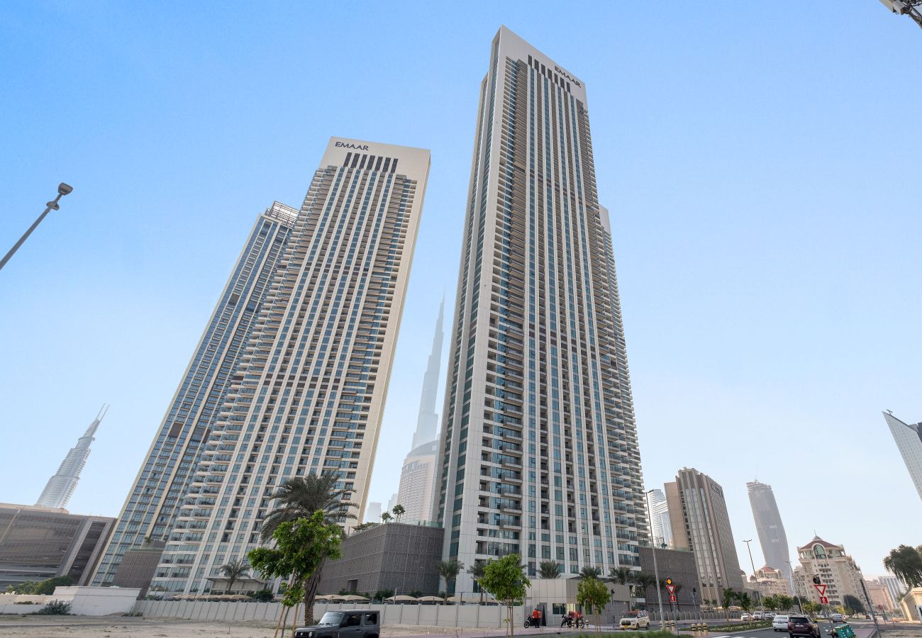 Apartment in Dubai - Downtown Charm With Full Burjkhalifa View|2BDR-34