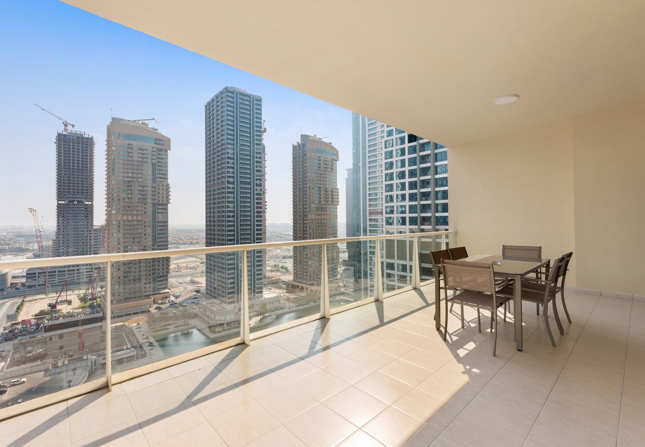 Apartment in Dubai - Modern 2BDR|Lake View|Large Patio|Close 2Metro