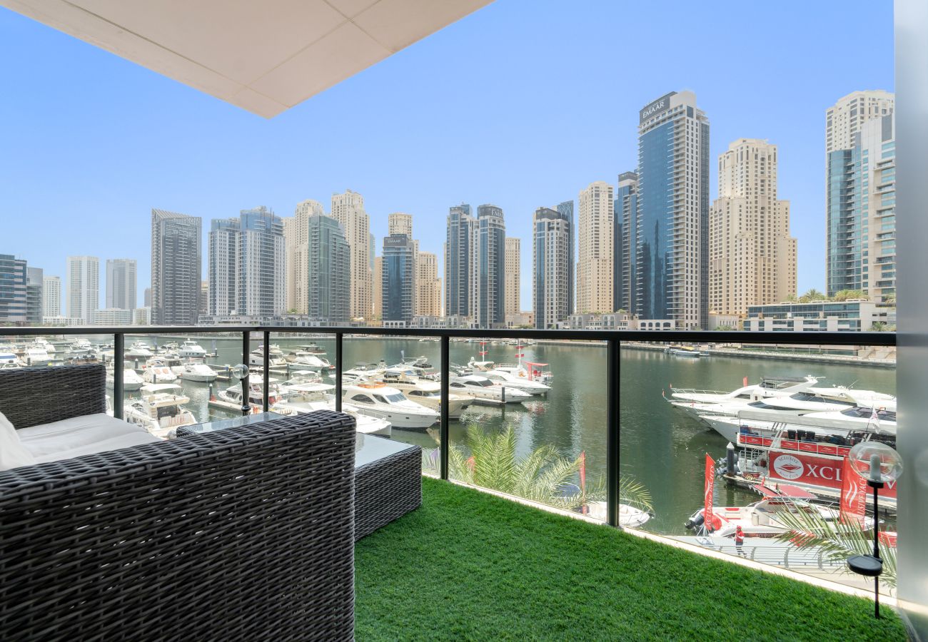 Apartment in Dubai - Beachfront Bliss 3BDR in Majara Redisences-Marina