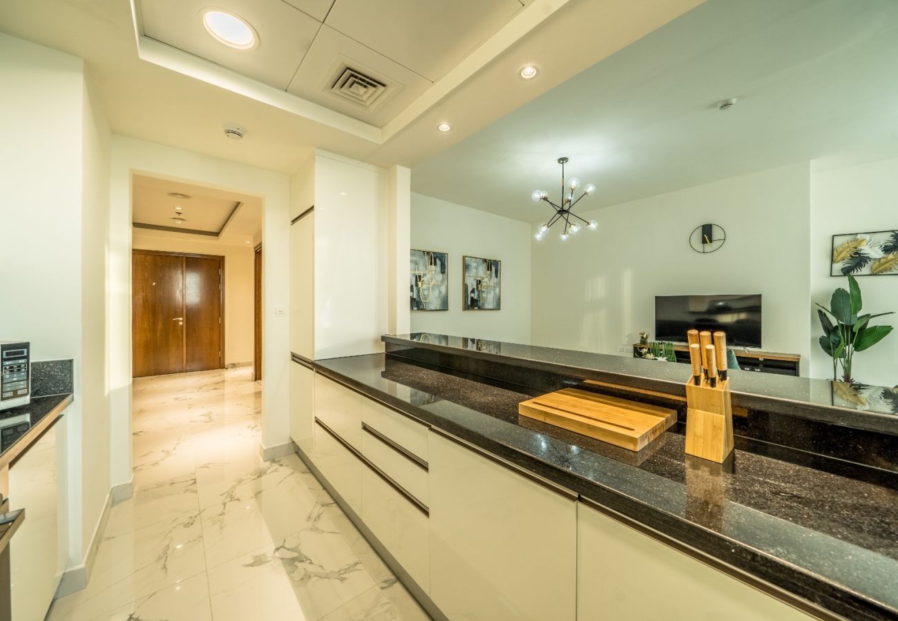 Apartment in Dubai - Luxurious 2BDR Apartment in Amna Tower