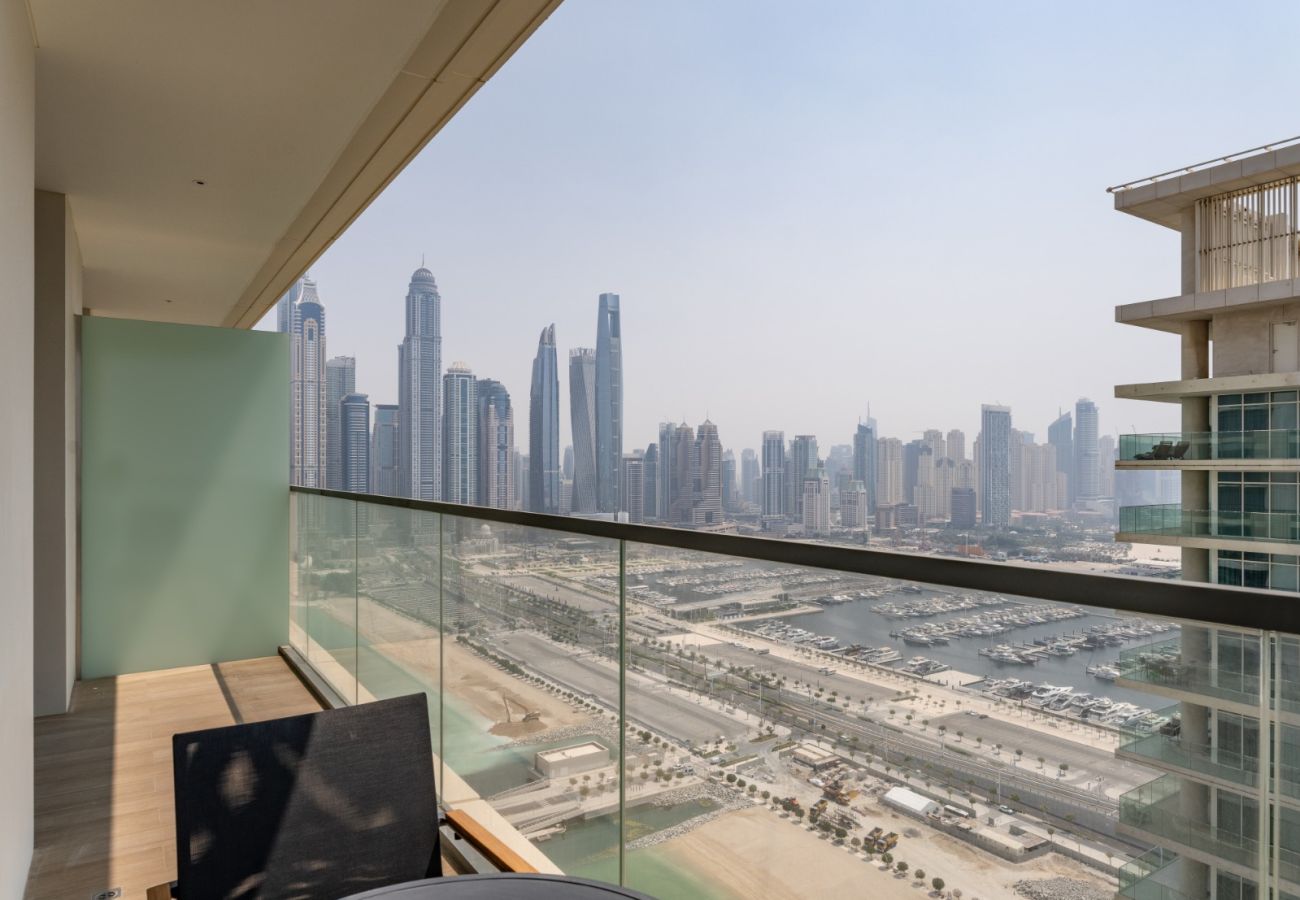 Apartment in Dubai - Breathtaking 1BDR with Palm & Marina View-25