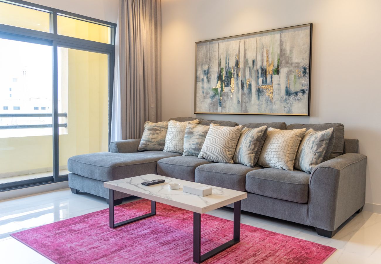 Apartment in Dubai - Contemporary 3-Bedroom Retreat in The Greens